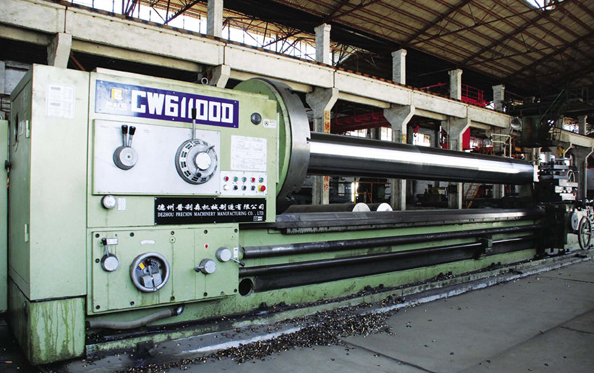 Large-scale Lathe